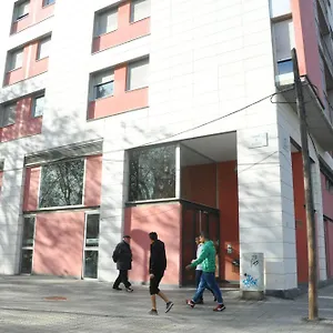 https://residencia-universitaria-la-ciutadella.topbarcelonahotels.com
