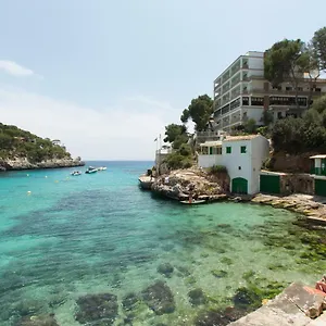 Pinos Playa Отель Сантаньи